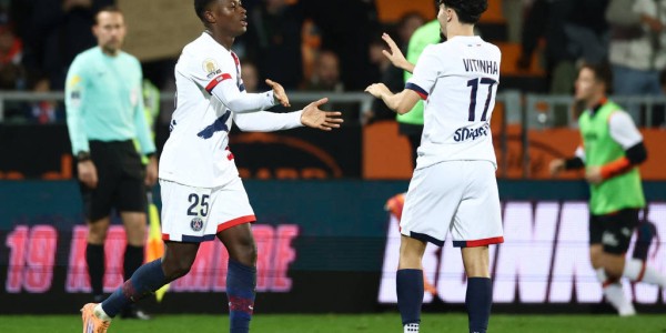 居勒因伤被换，阿隆索展现战术智慧