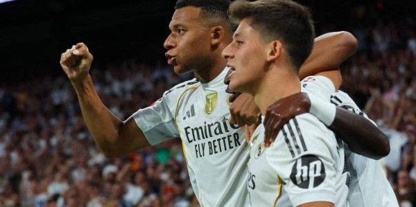 西甲豪强三连胜，皇马登顶积分榜，姆巴佩射门不准